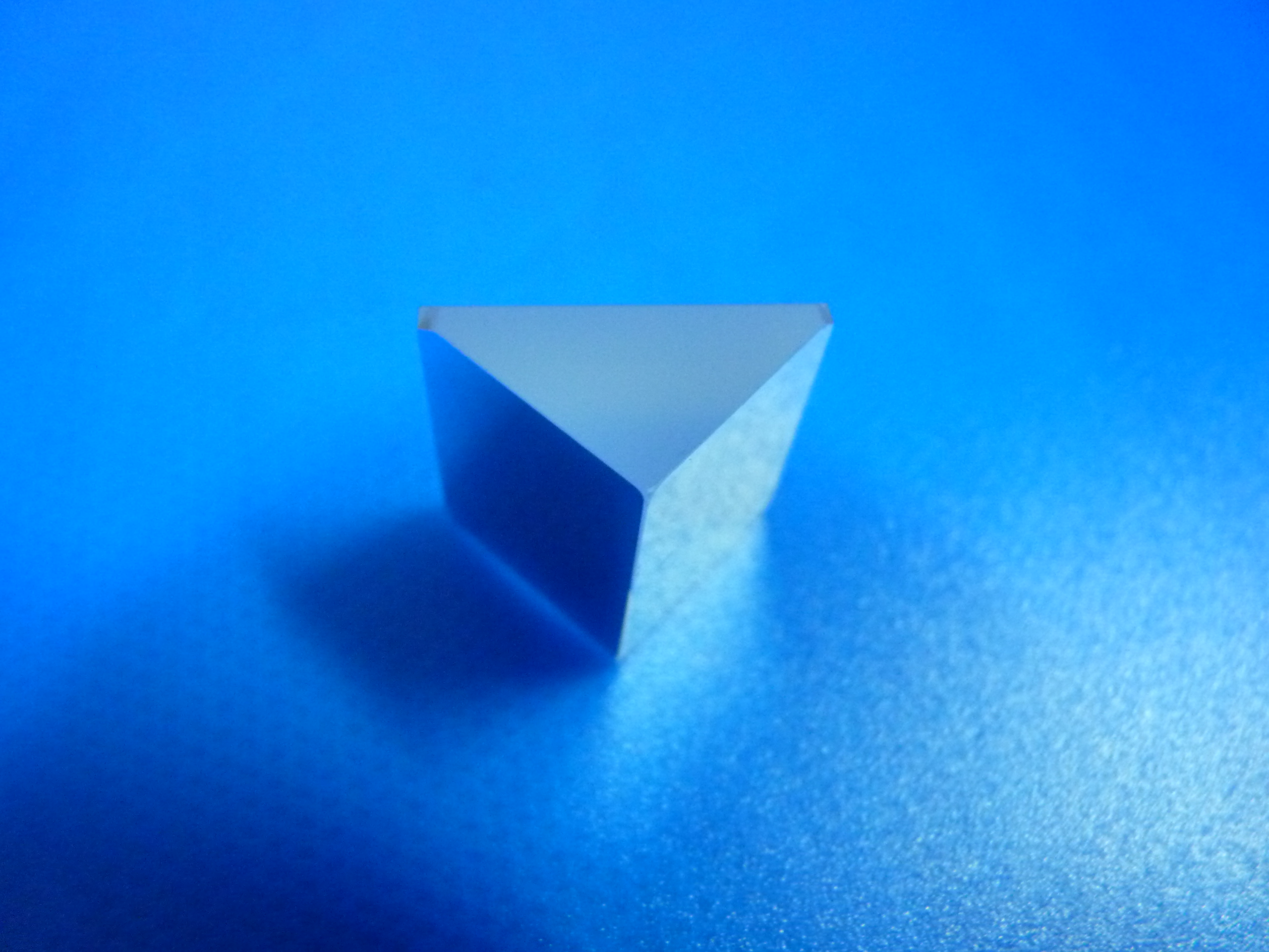 Equilateral prism